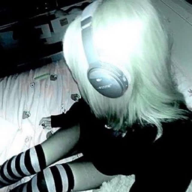 skyemane - Mr Saxobeat - Slowed + Reverb