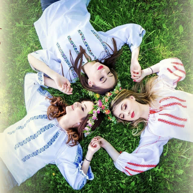 Fetele din Botoșani - Asa-S Moldovencele