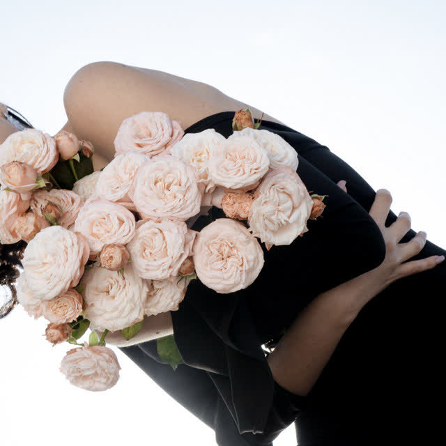 GORBUNOVA - Ароматом пионов