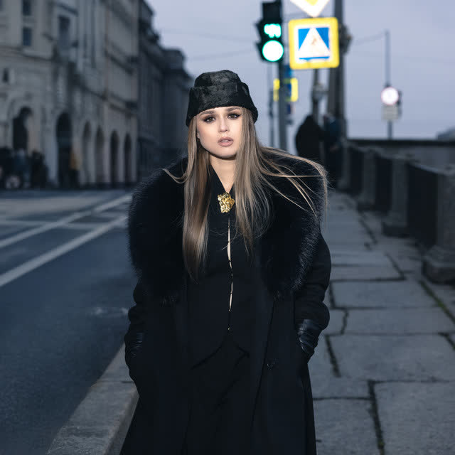 Анастасия Сотникова - Оставила