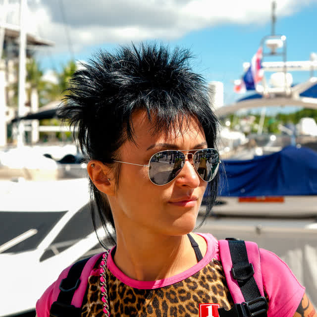 Elya Chavez - Непоседы